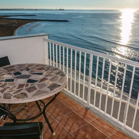 Apartamento En Primera Linea De Mar Sant Carles De La Rapita Bagian luar foto