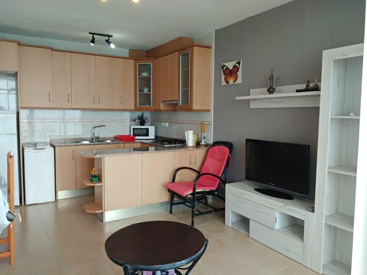 Apartamento En Primera Linea De Mar Sant Carles De La Rapita Bagian luar foto